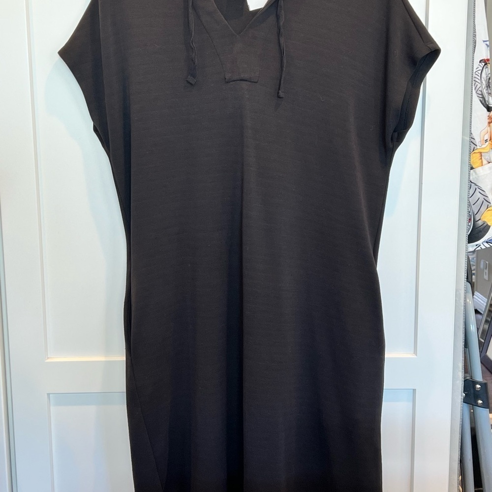 Magaschoni Magaschoni Black Hooded Coverup/Dress Black Midi Size M